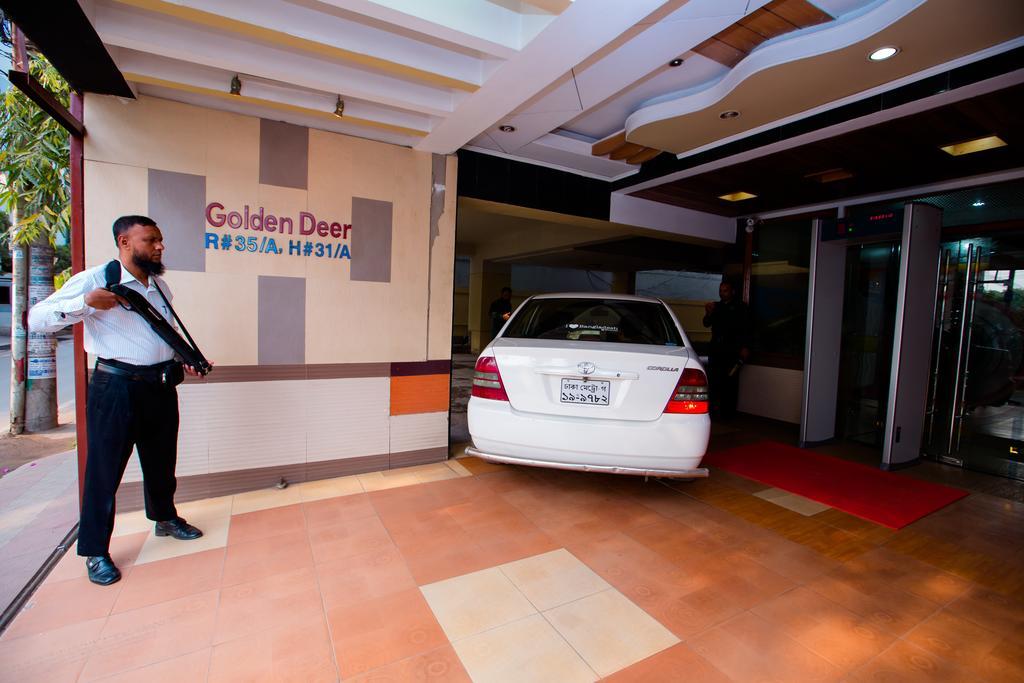 Hotel Golden Deer Дакка Экстерьер фото